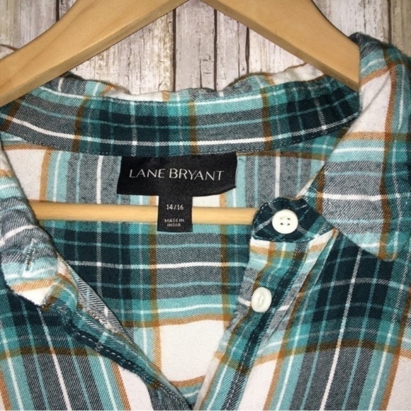 Lane Bryant No Peak Button Front Green Plaid Boyfriend Top - Picture 4 of 4
